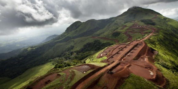 LES MIRAGES DE SIMANDOU : Rio Tinto-Conakry, une tension permanente (#1)