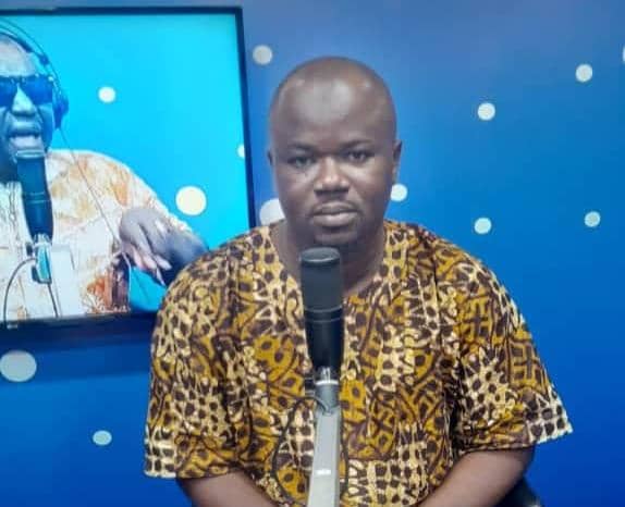 Le débat sur le bipartisme en Guinée est un faux débat: Dixit Ousmane Kankou Kaba sur Sabari fm
