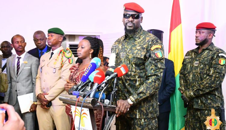 Guinée: « Nous allons faire une constitution qui résistera au temps et qui pourra être utile à nos enfants ». Colonel Mamadi Doumbouya.